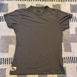 Tracksmith harrier tee women’s small